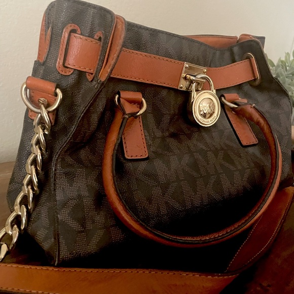 Authentic Michael Kors purse - Picture 4 of 5